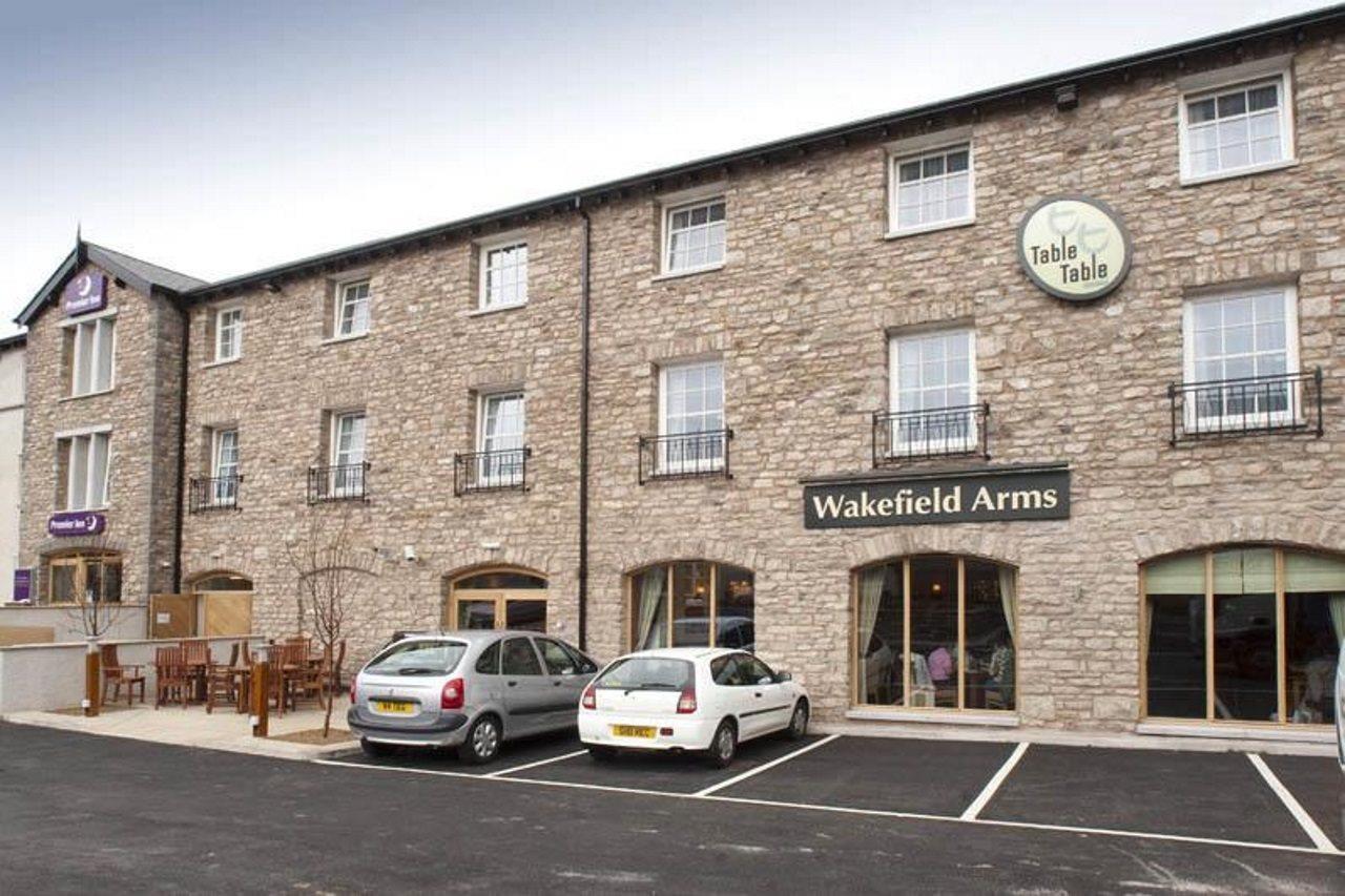 Premier Inn Kendal Central Exterior foto