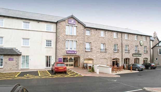 Premier Inn Kendal Central Exterior foto